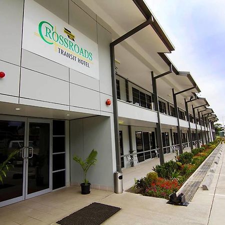 Crossroads Hotel Lae Omili Bagian luar foto
